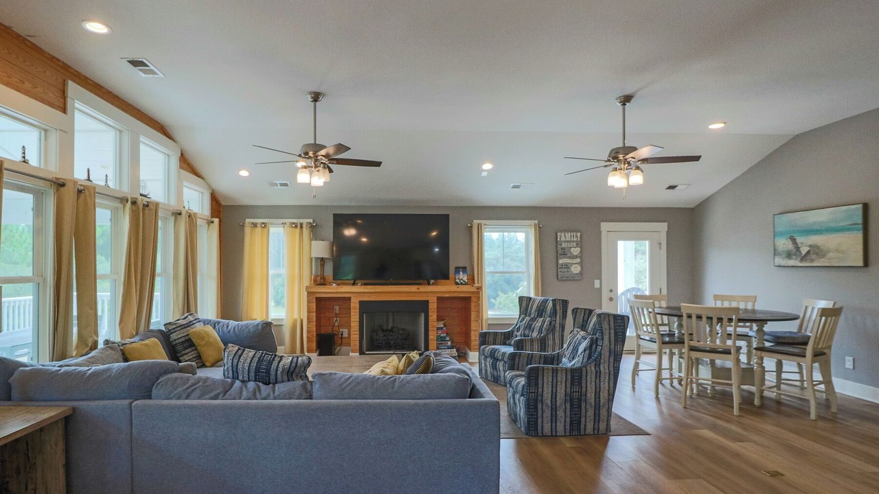 Photo of Bedroom in Corolla Village