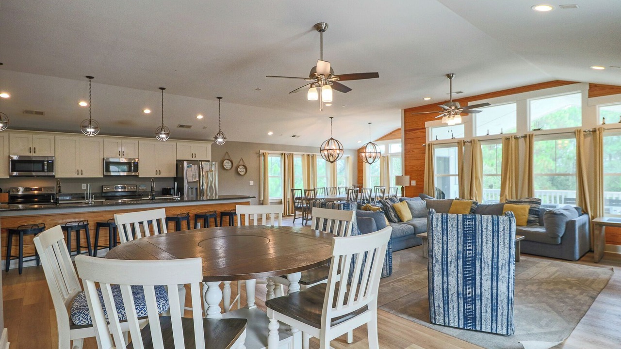 Photo of Bedroom in Corolla Village