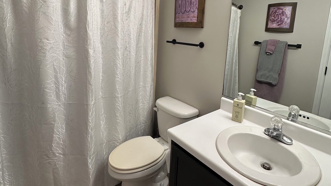 Photo of Bathroom in Hickory