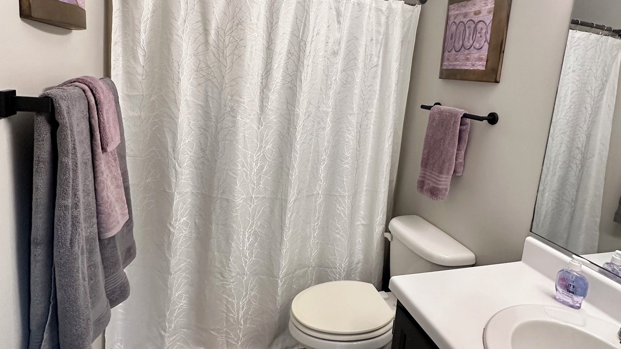 Photo of Bathroom in Hickory