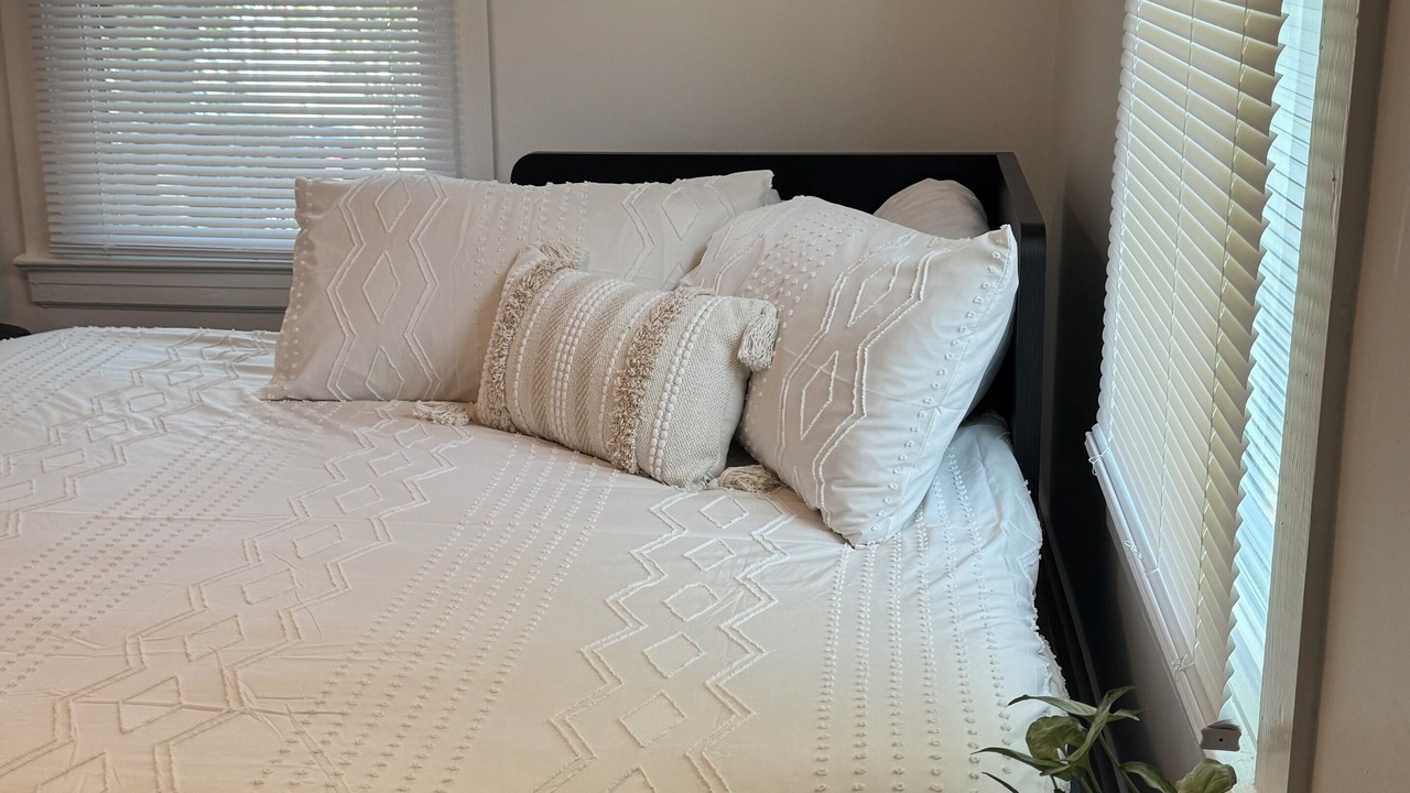 Photo of Bedroom in Northside