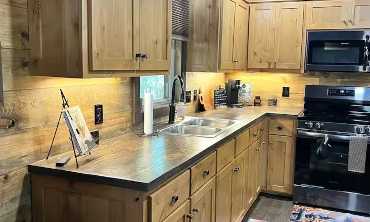 Photo of Kitchen in State Road