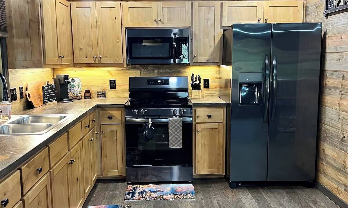 Photo of Kitchen in State Road