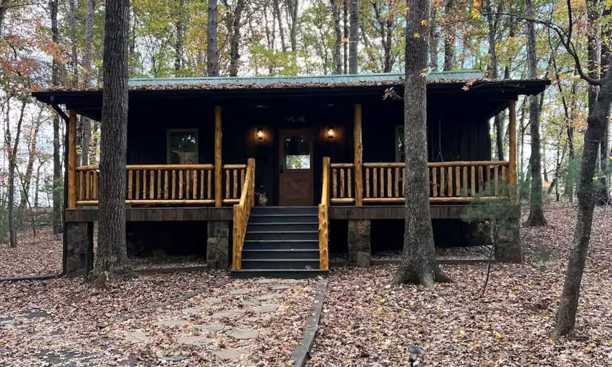 Photo of Outdoor in State Road
