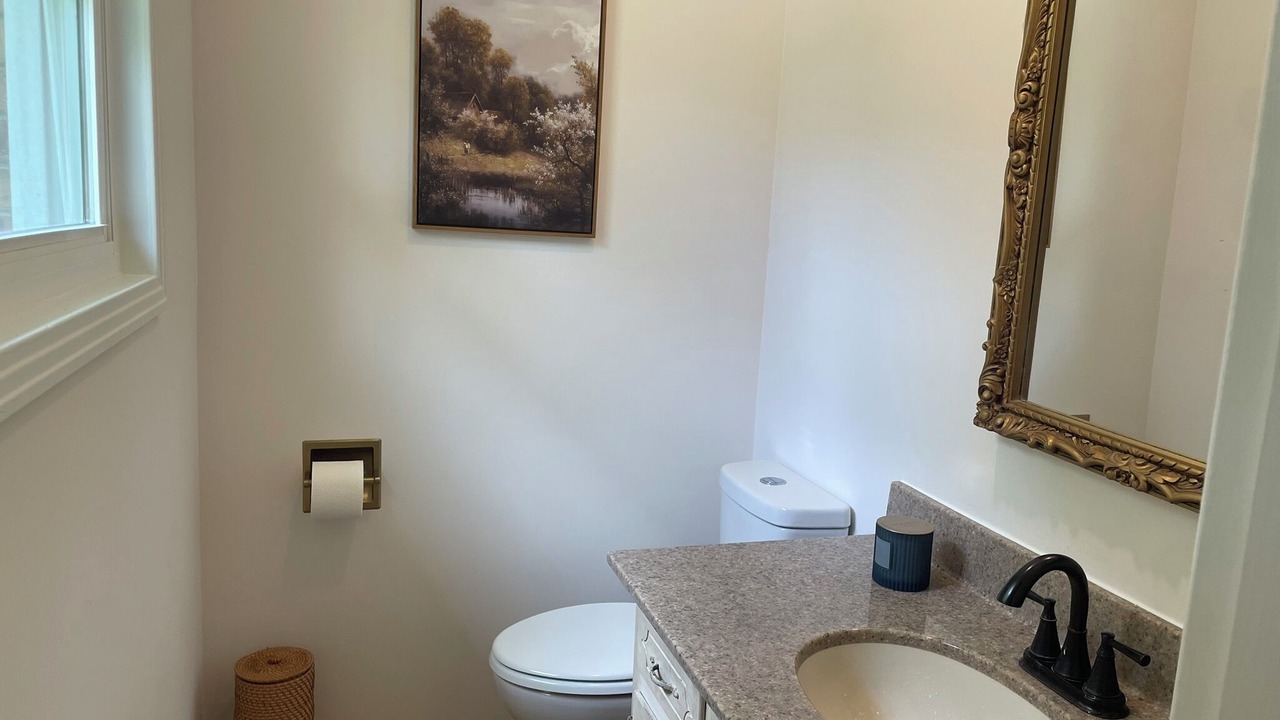 Photo of Bathroom in Iuka