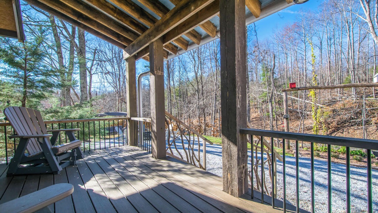 Photo of Outdoor in Hendersonville