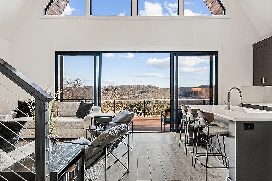 Photo of Livingroom in Smithville