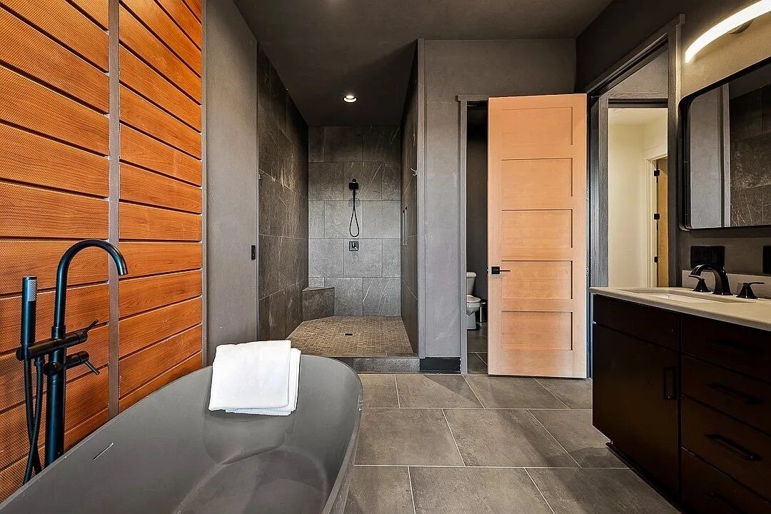 Photo of Bathroom in Smithville