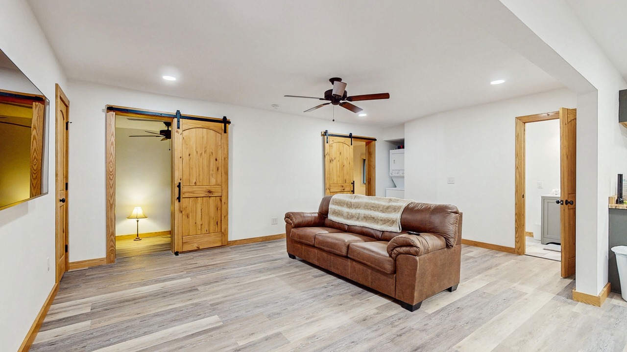 Photo of Livingroom in Spruce Pine
