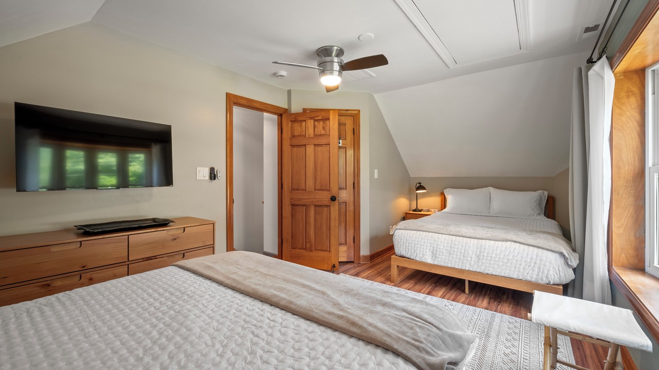 Photo of Bedroom in Claremont