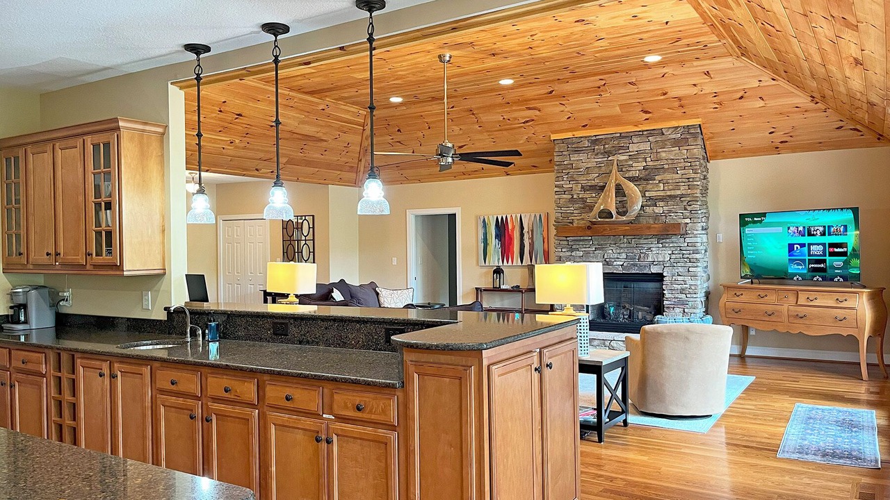 Photo of Bedroom in Lake Lure