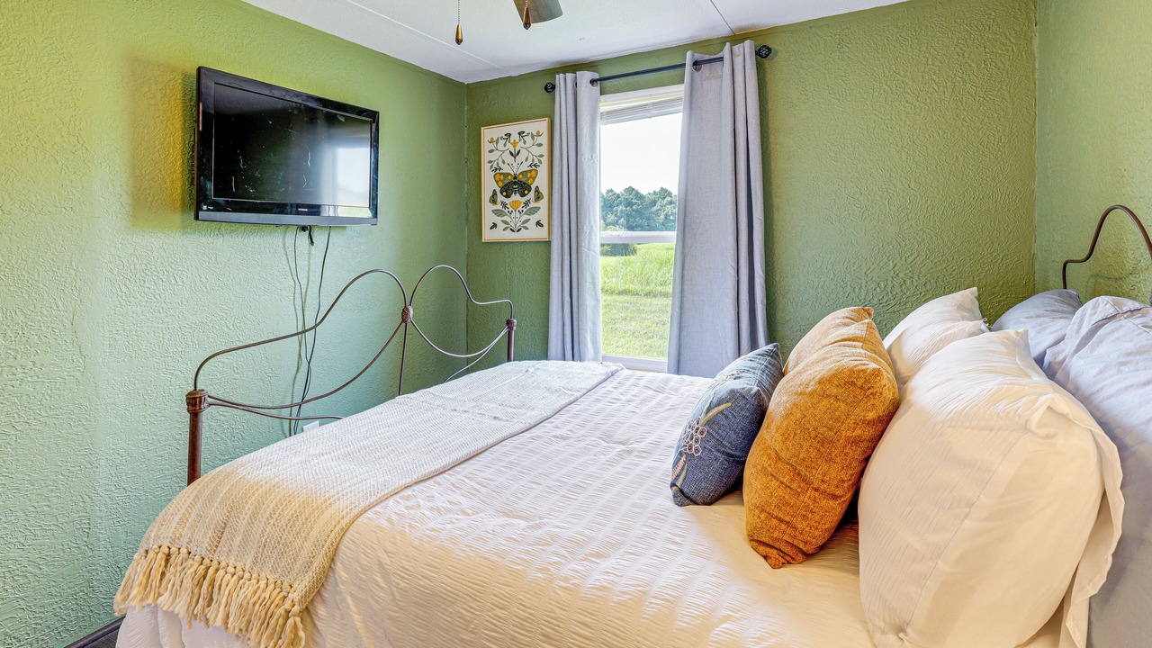 Photo of Bedroom in Taylorsville