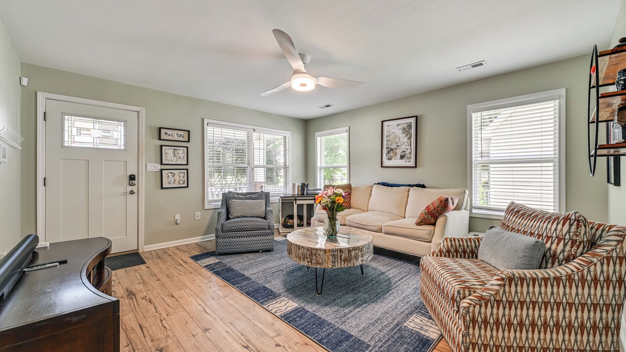 Photo of Livingroom in Belmont Historic District