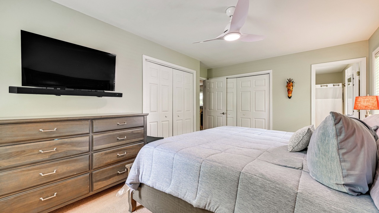 Photo of Bedroom in Belmont Historic District