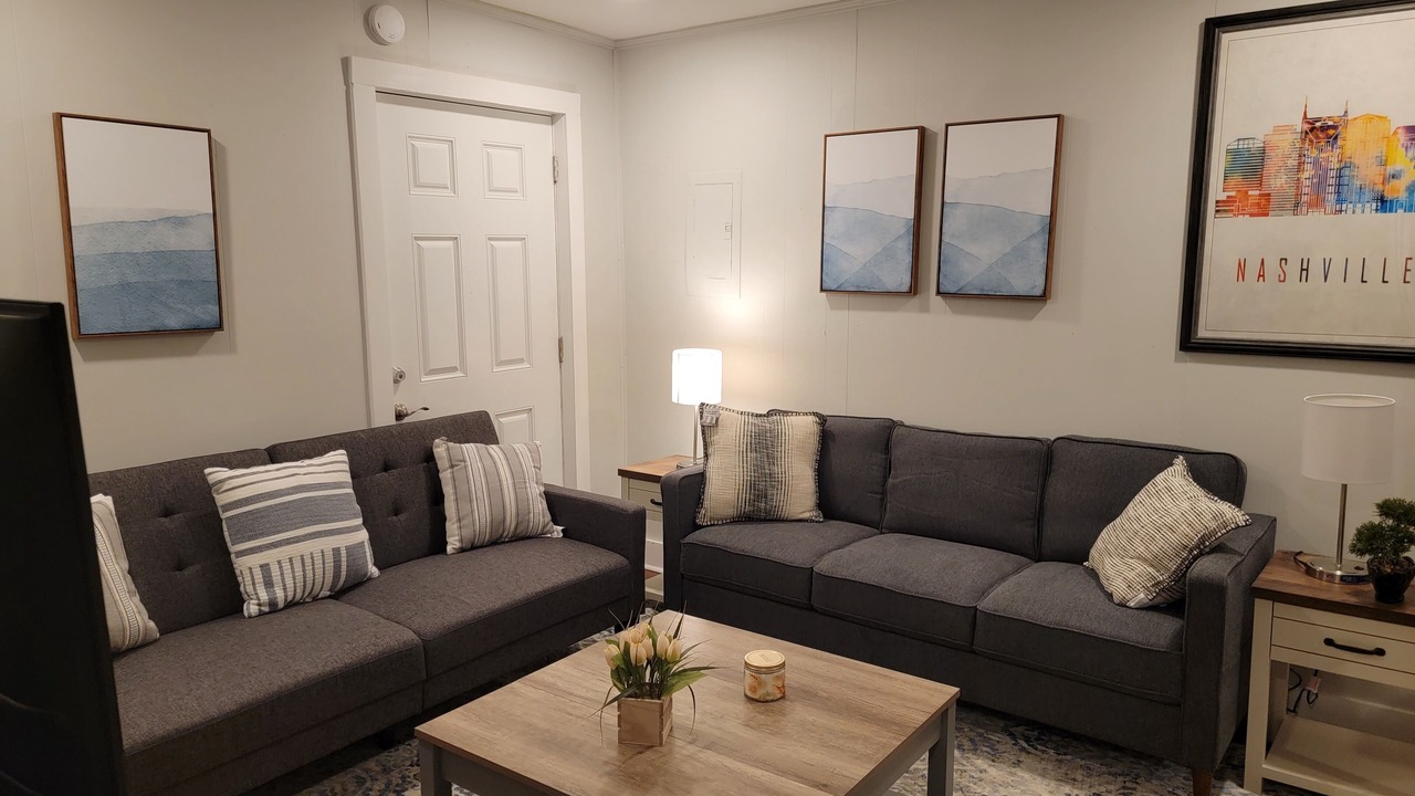 Photo of Livingroom in College Heights - Clifton