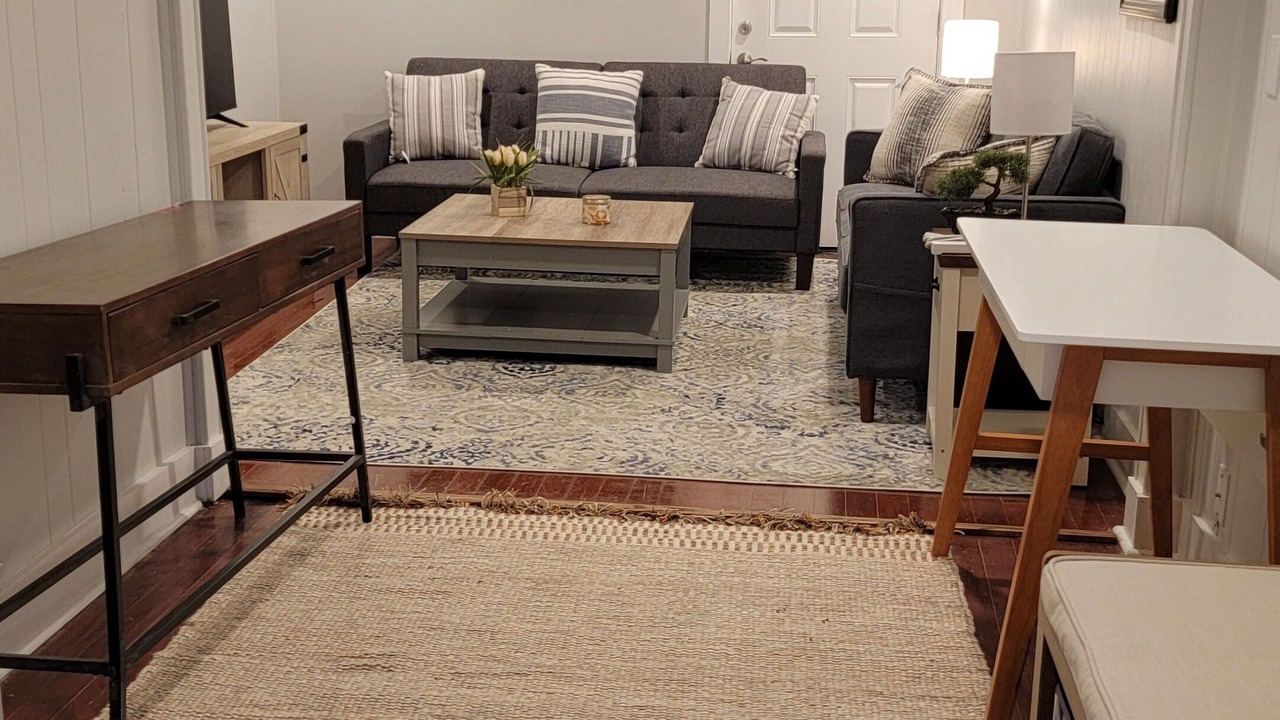 Photo of Livingroom in College Heights - Clifton