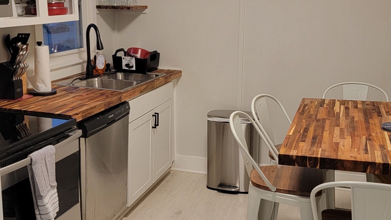 Photo of Kitchen in College Heights - Clifton