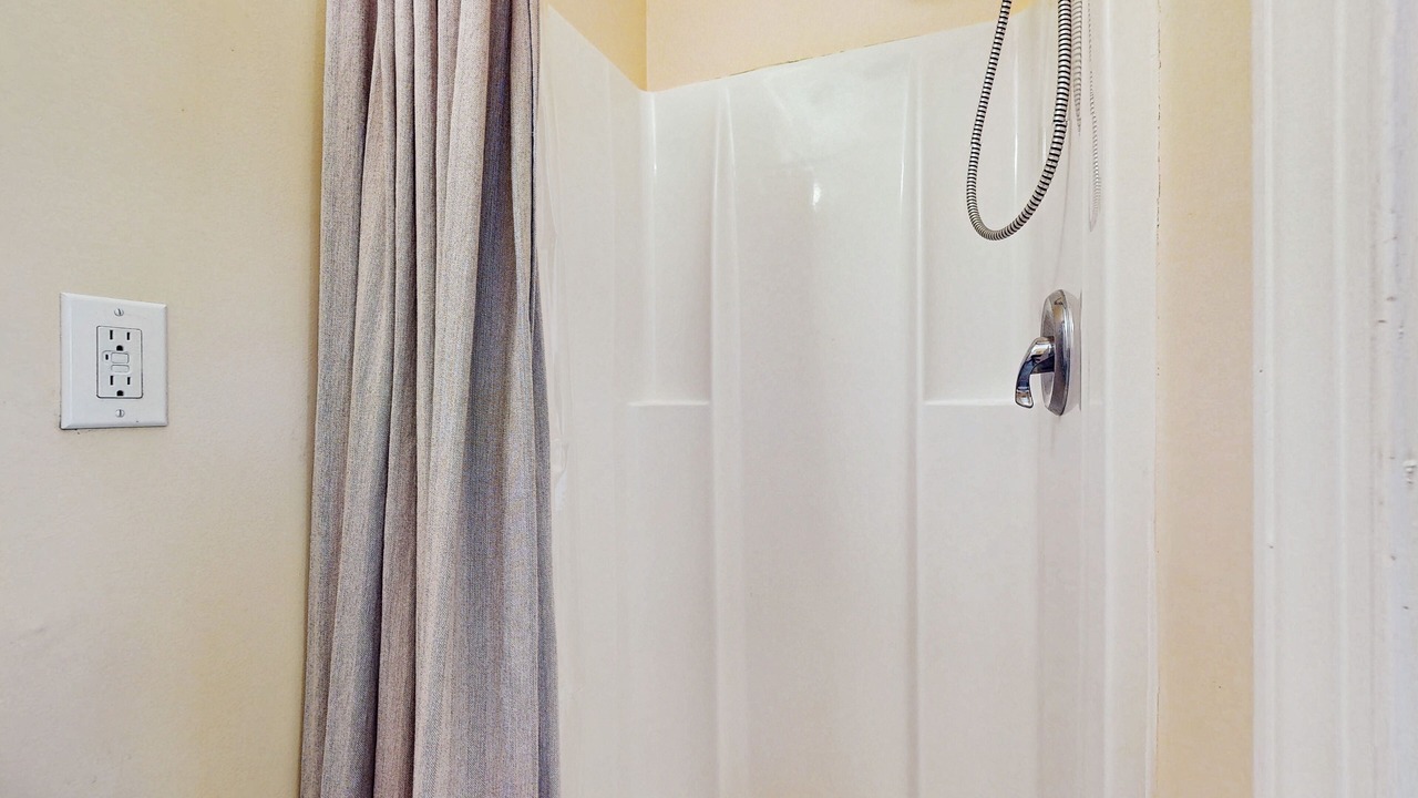 Photo of Bathroom in Wilmington Beach