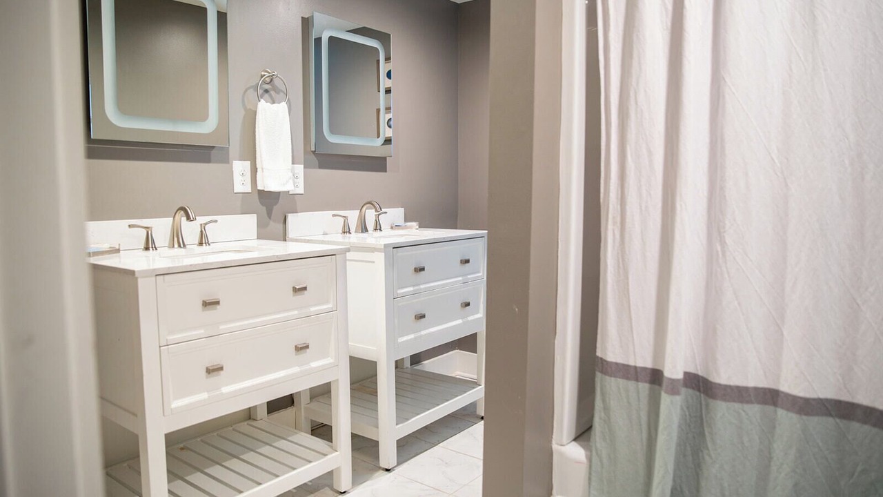 Photo of Bathroom in Blowing Rock