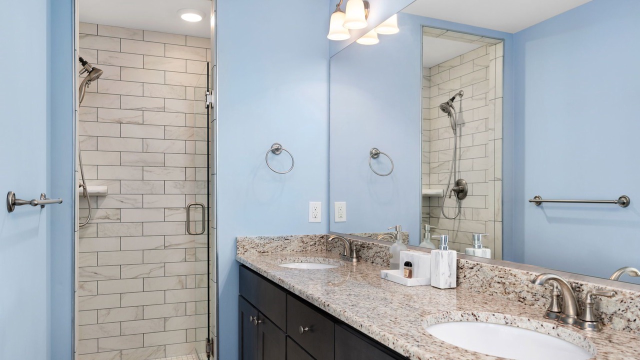 Photo of Bathroom in Bermuda Bay