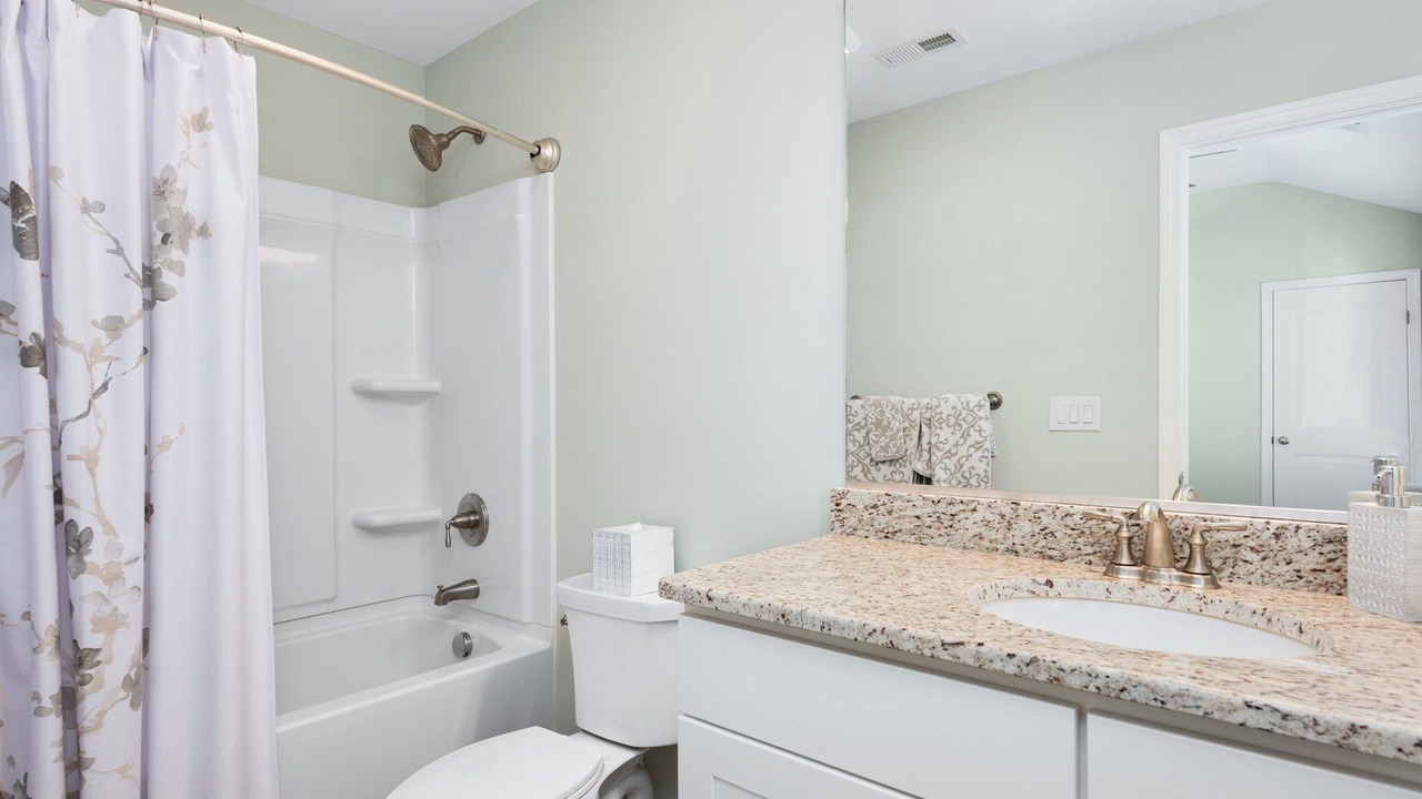 Photo of Bathroom in Bermuda Bay