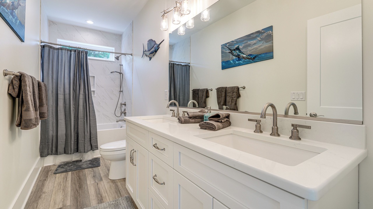 Photo of Bathroom in Southern Shores