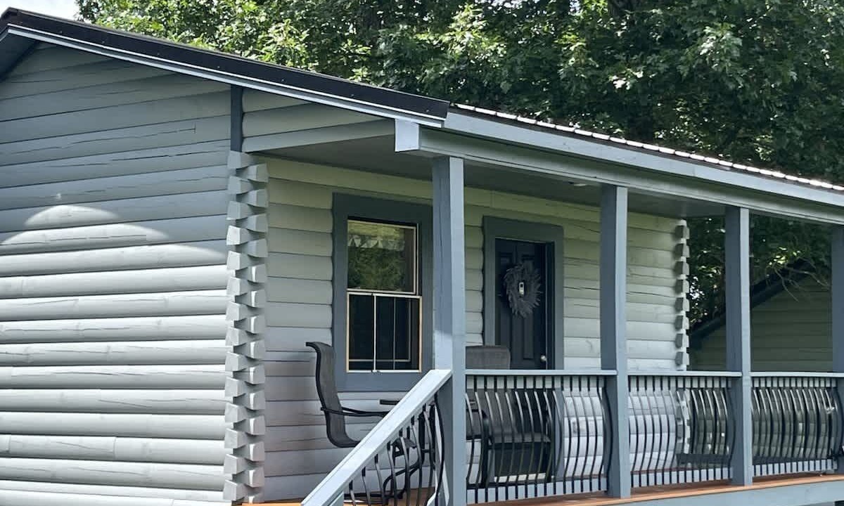 Photo of Others in Floyd