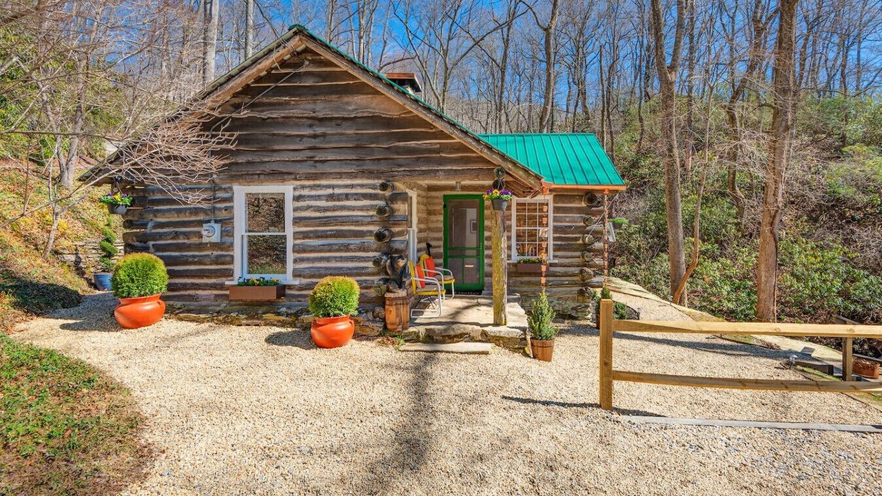 Photo of Outdoor in Gerton