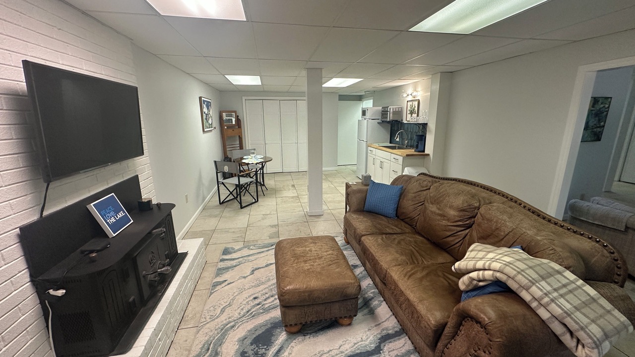 Photo of Livingroom in Hickory