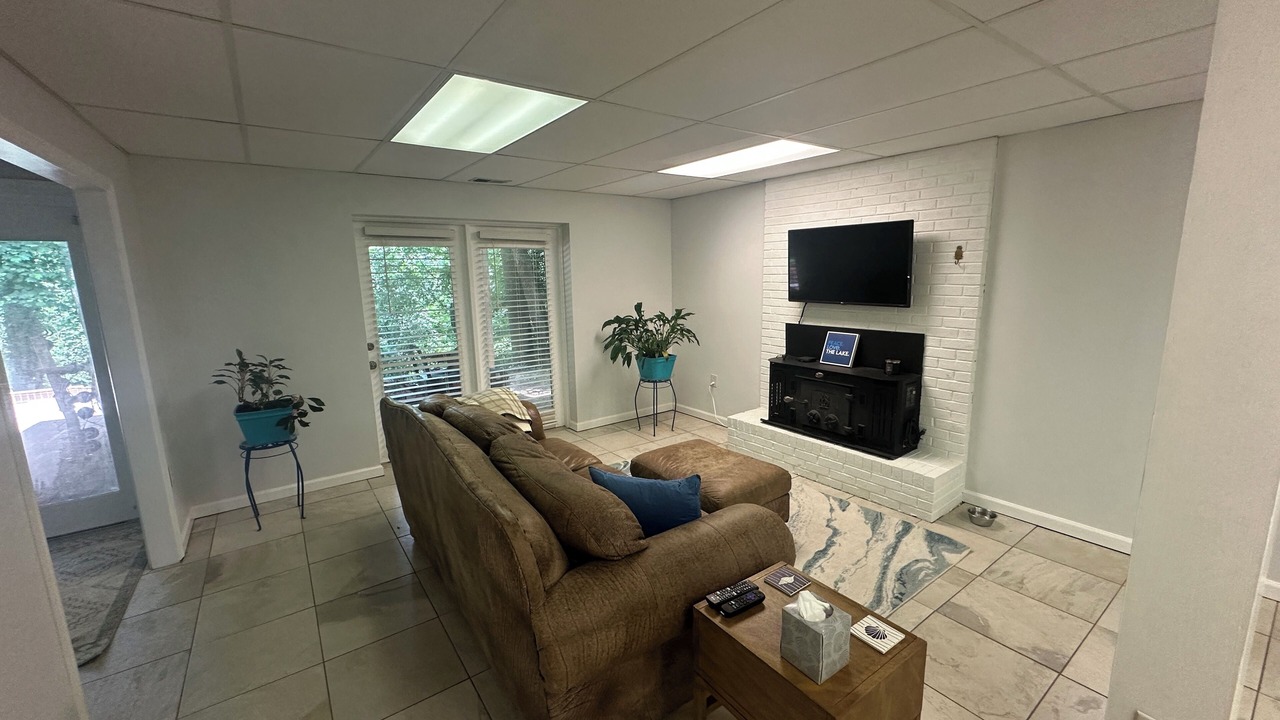 Photo of Livingroom in Hickory