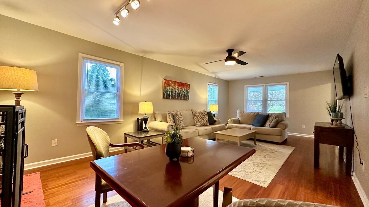 Photo of Livingroom in Piney Green