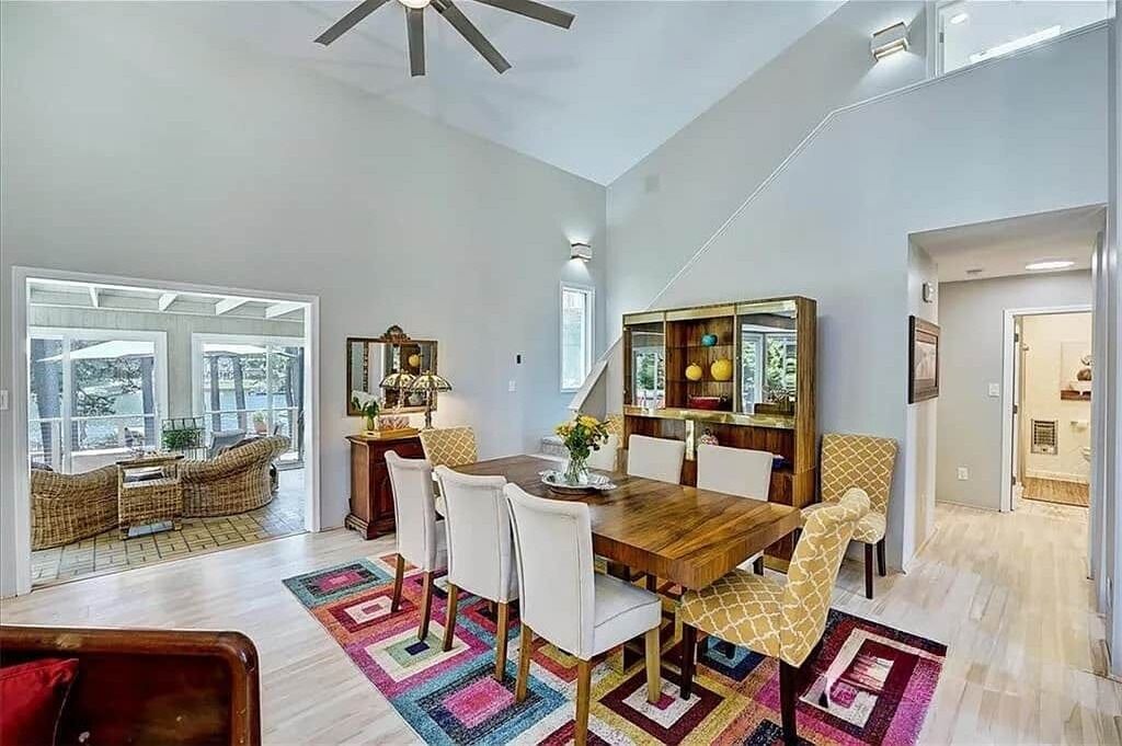 Photo of Livingroom in Huntersville