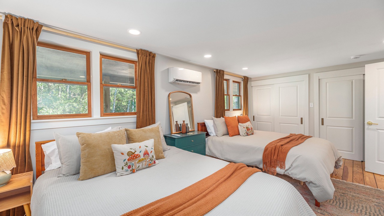 Photo of Bedroom in Alexander