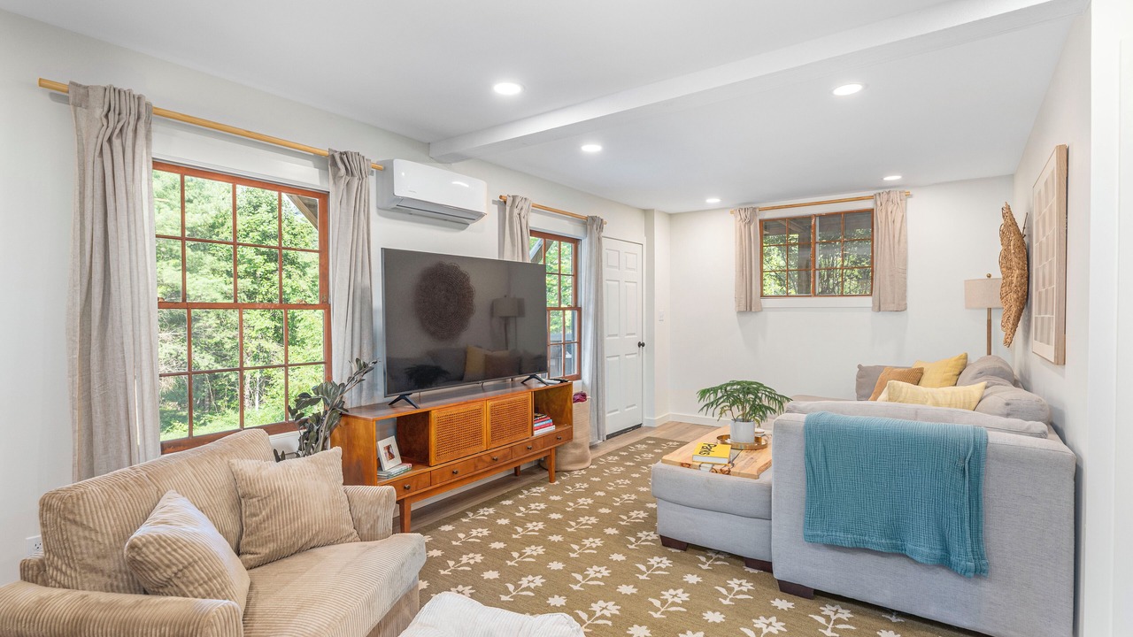Photo of Livingroom in Alexander