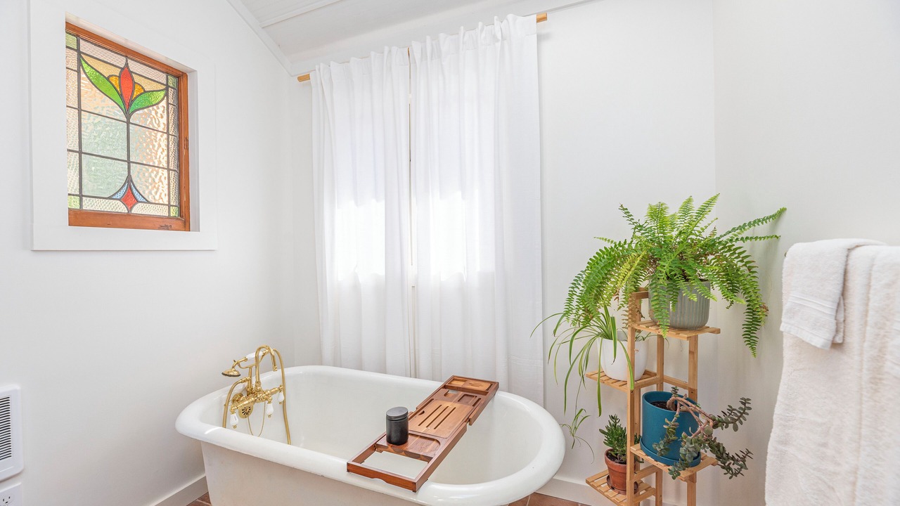 Photo of Bathroom in Alexander