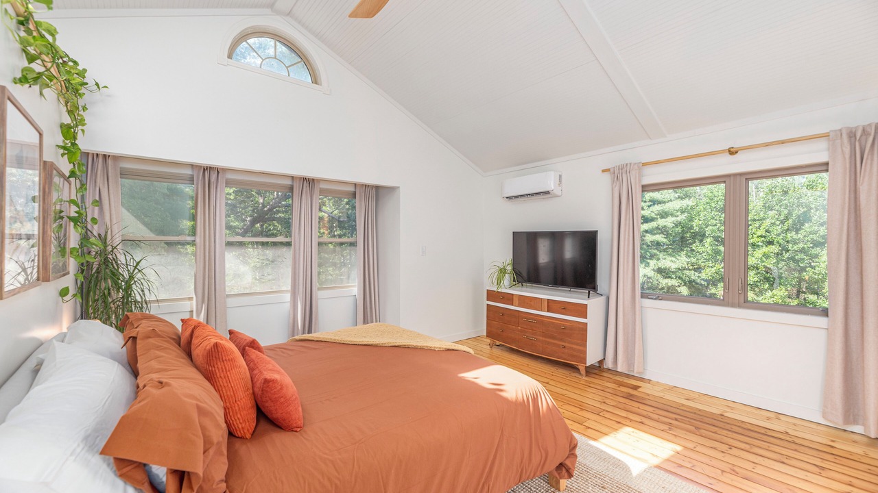 Photo of Bedroom in Alexander