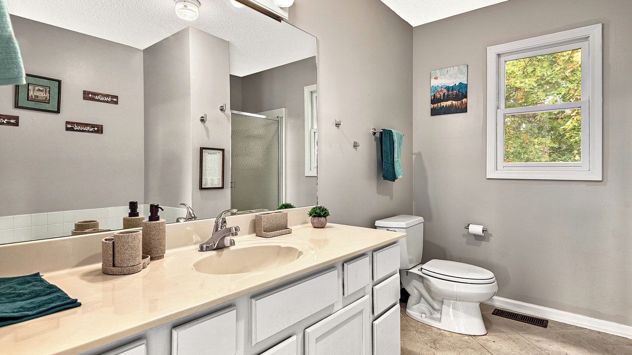 Photo of Bathroom in Weaverville