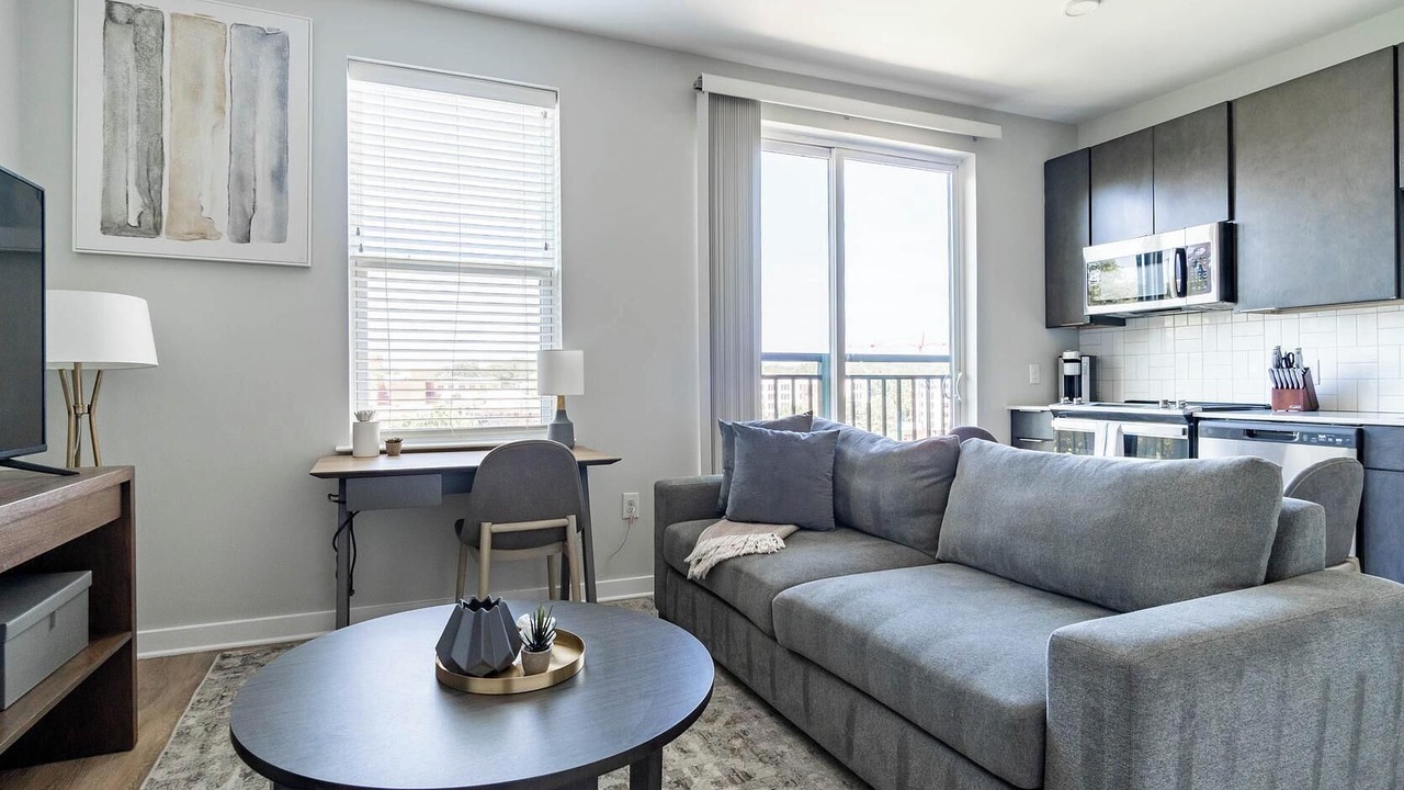 Photo of Livingroom in Downtown