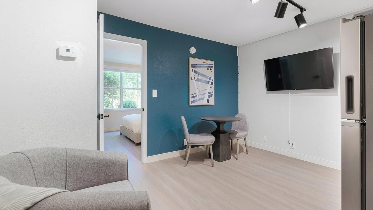 Photo of Livingroom in Northeast Raleigh
