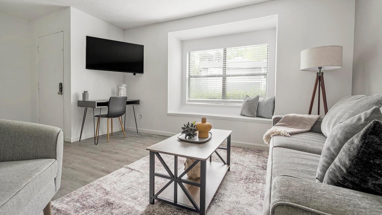 Photo of Livingroom in Winston - Salem