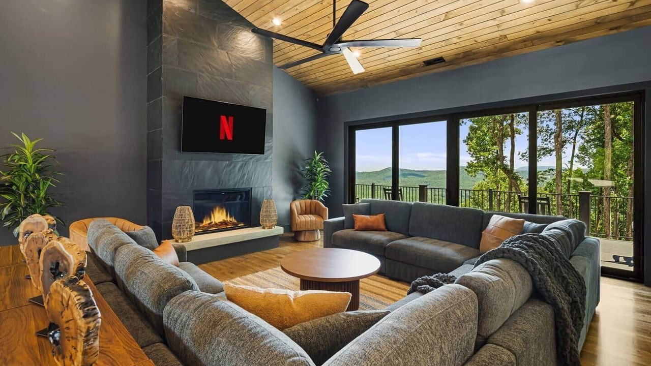 Photo of Livingroom in Tuxedo