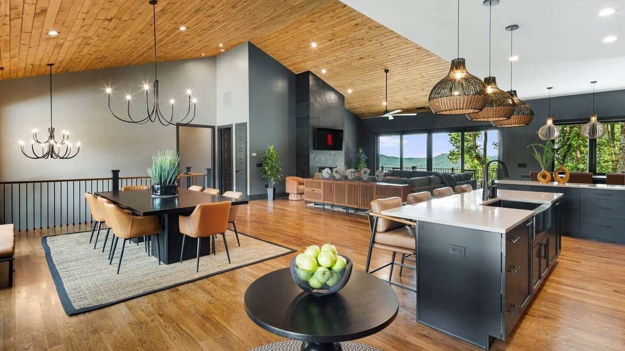 Photo of Bedroom in Tuxedo