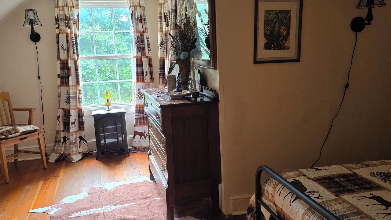 Photo of Bedroom in Burnsville