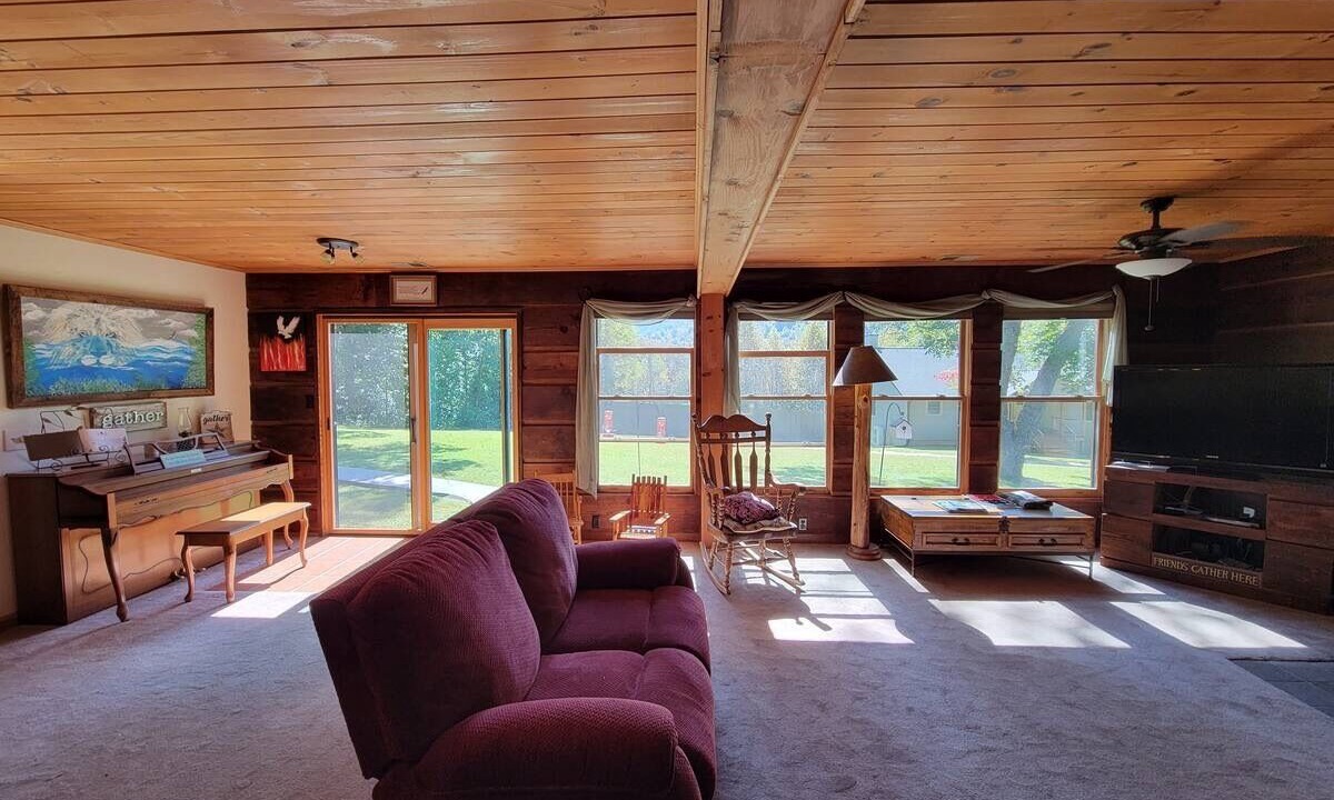 Photo of Livingroom in Boomer