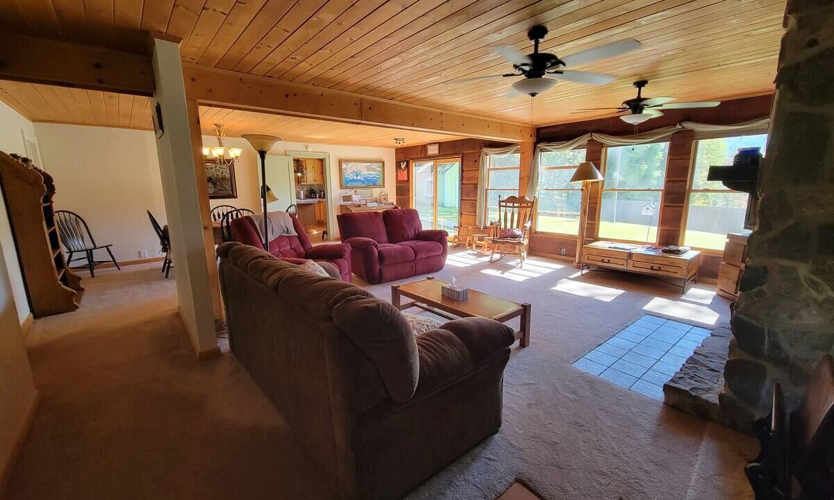 Photo of Livingroom in Boomer