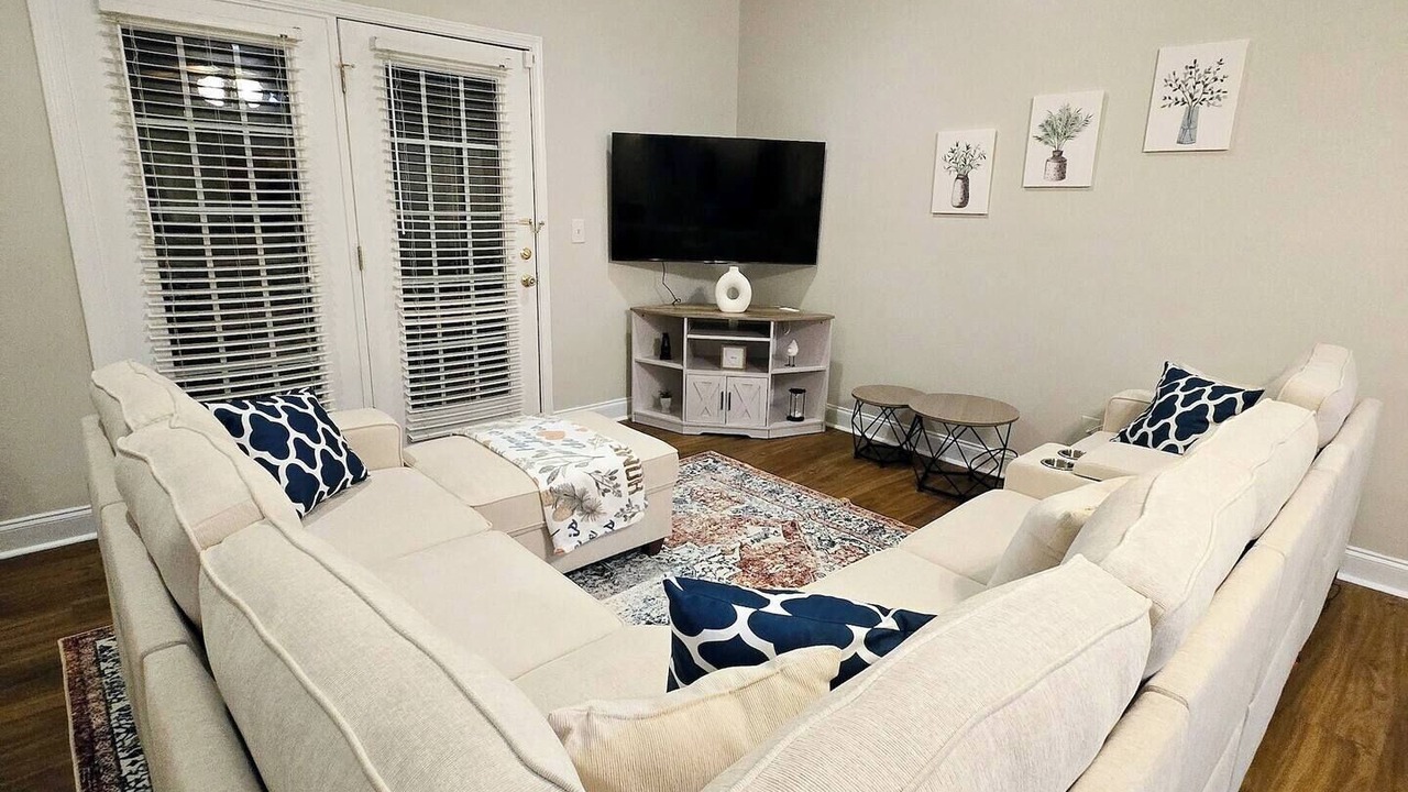 Photo of Livingroom in South Salisbury