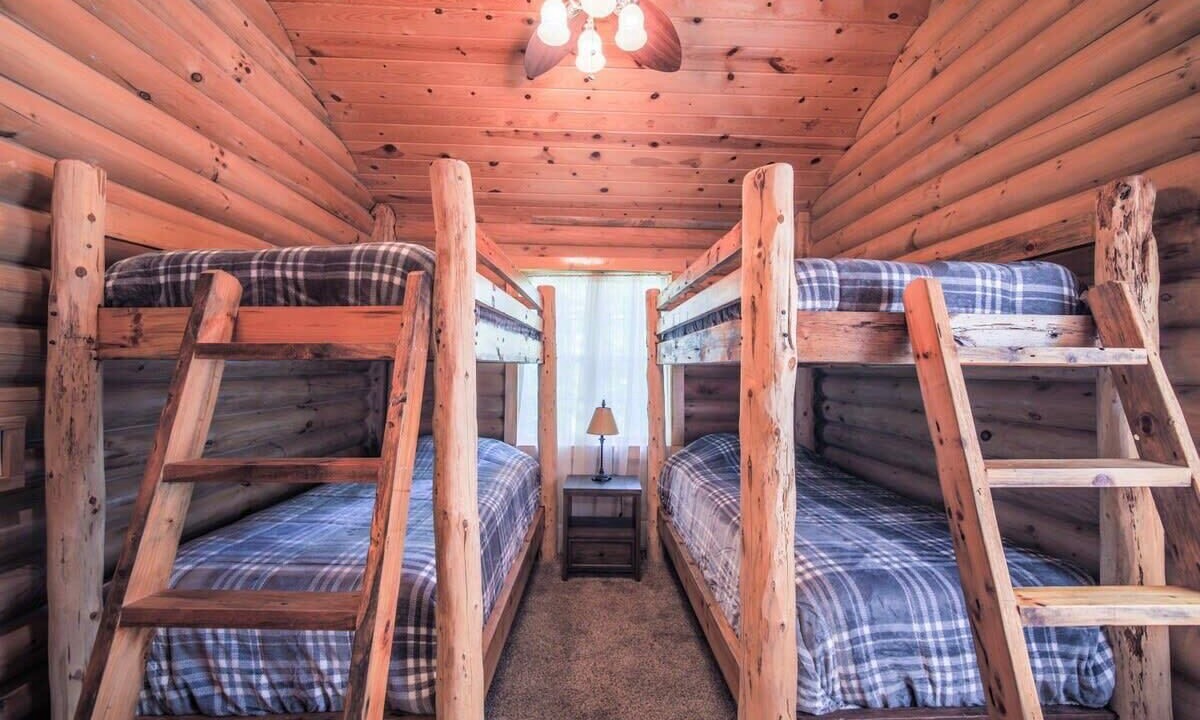 Photo of Bedroom in Mars Hill