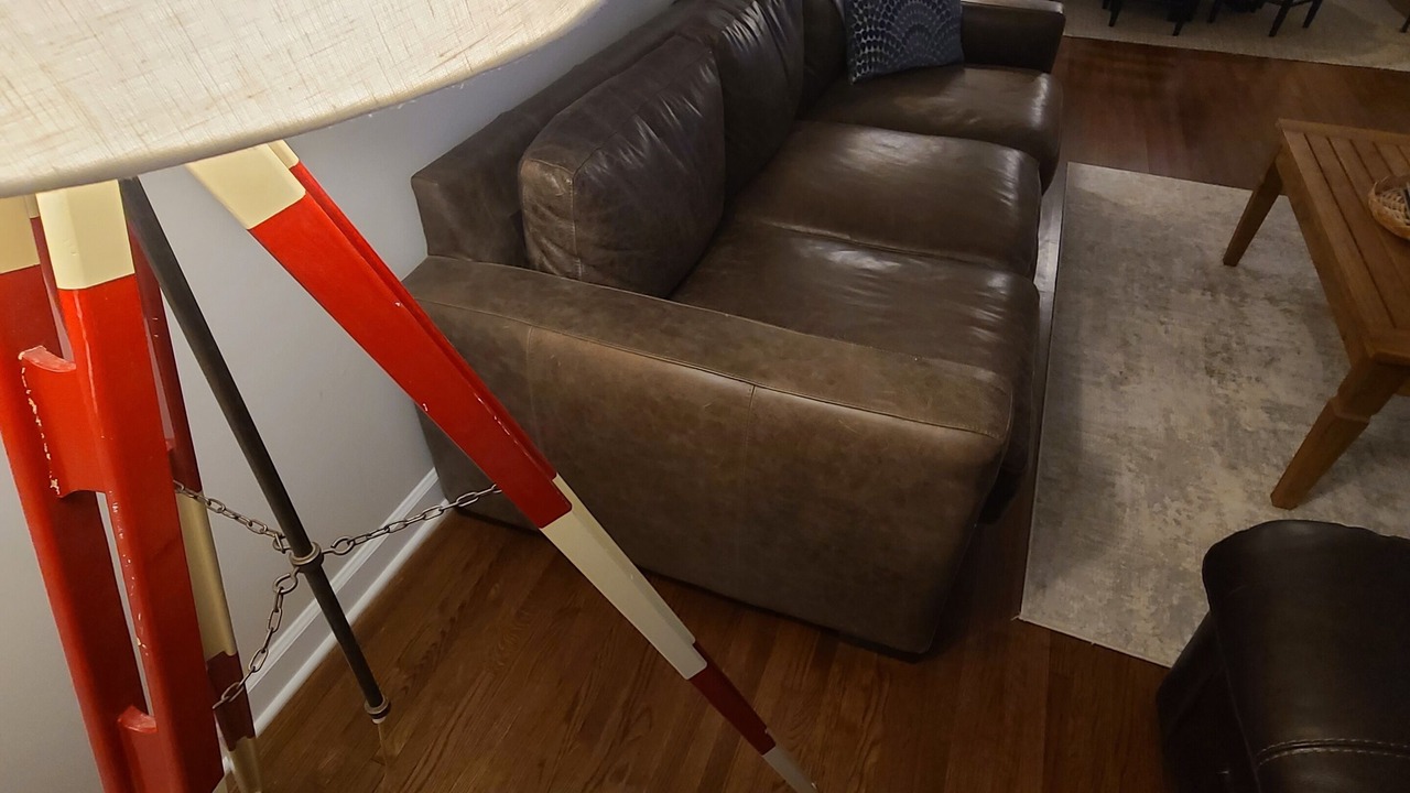 Photo of Livingroom in Sharon Woods