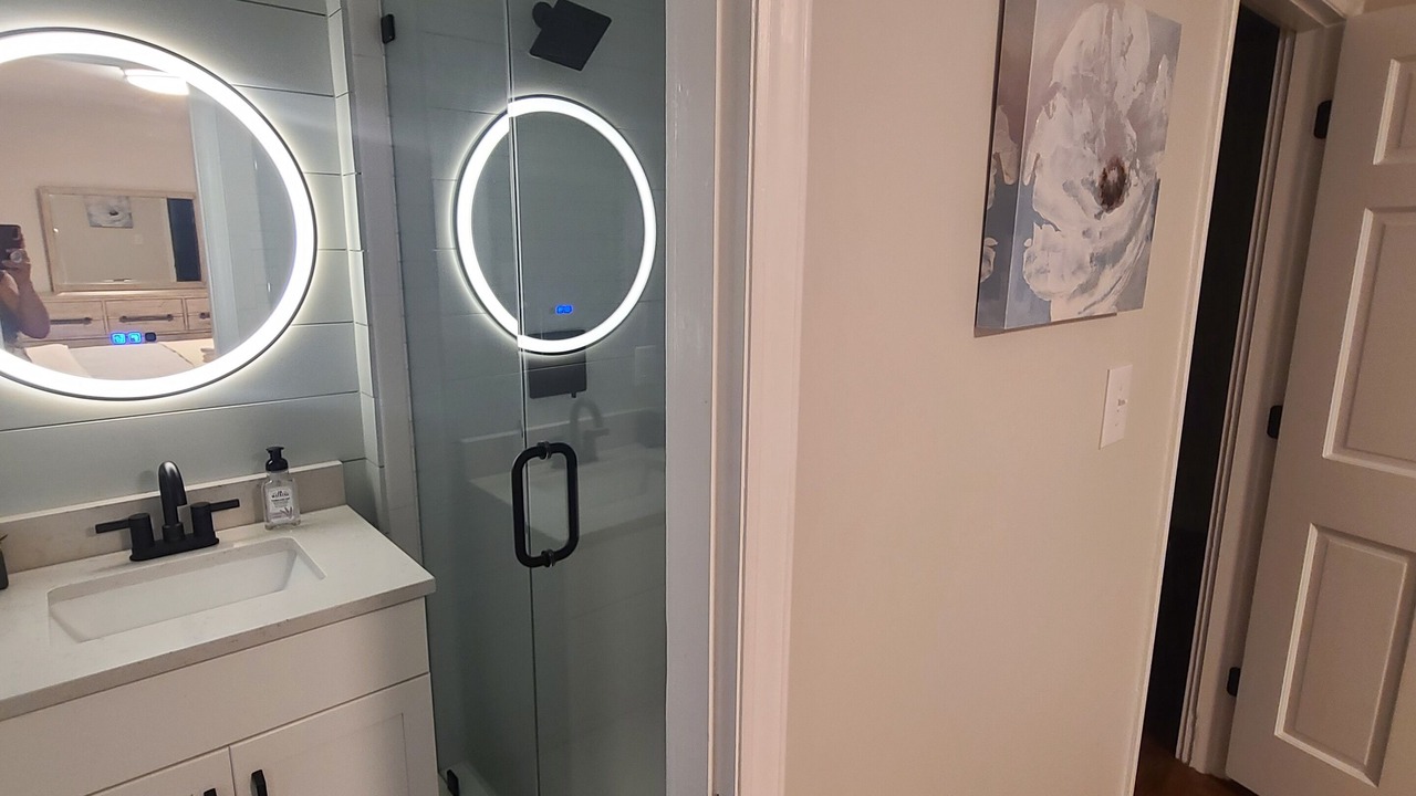 Photo of Bathroom in Sharon Woods