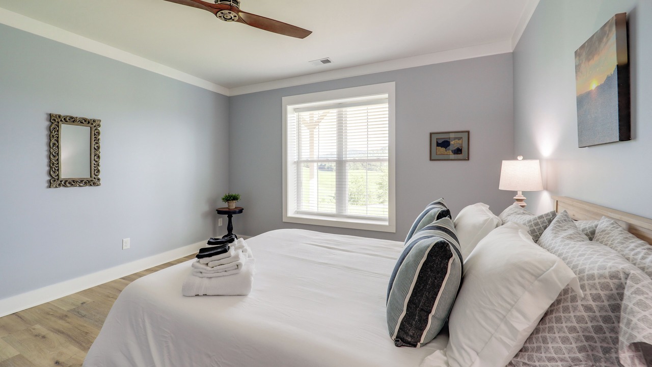 Photo of Bedroom in Village on the New
